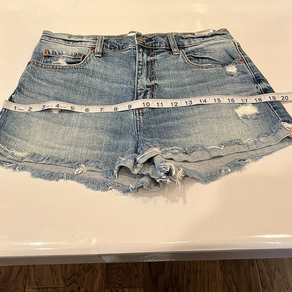 Daze Tough Love High Rise Shorts Size 29 - Picture 5 of 16